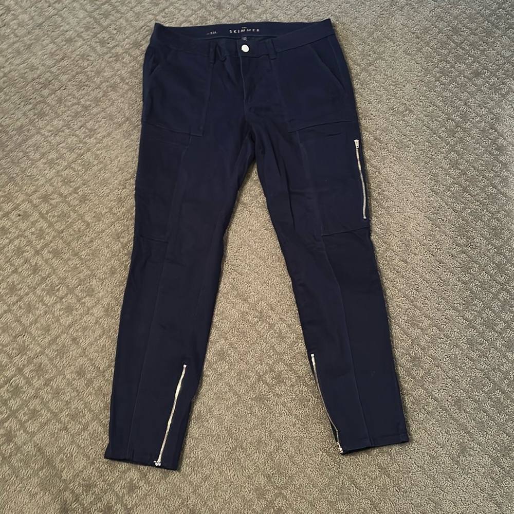 White House Black Market Skimmer Pant 12L Navy